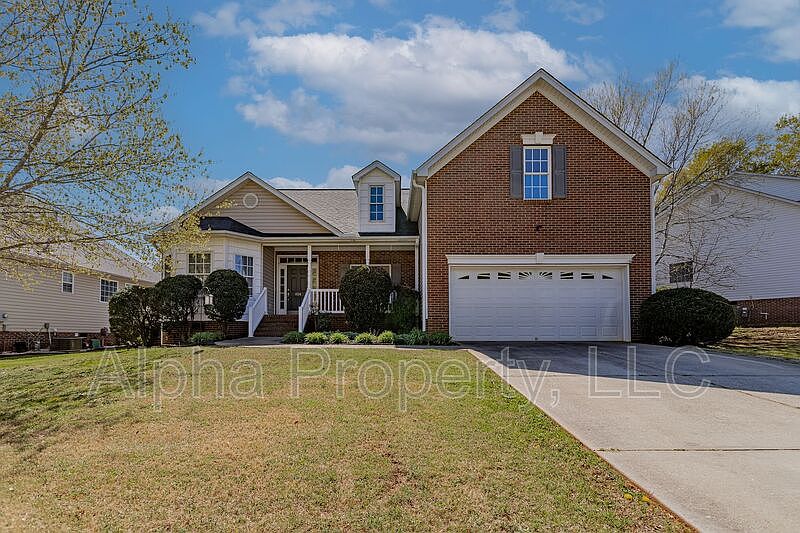 1st image of 824 Laurelcreek Dr