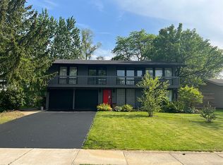 21W081 22nd St, Lombard, IL 60148