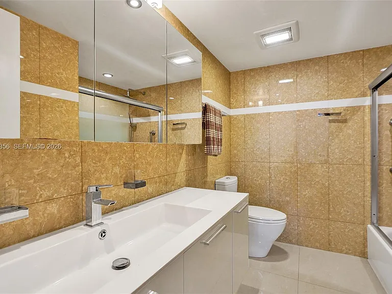 2401 S Ocean Dr #802 — Photo 14