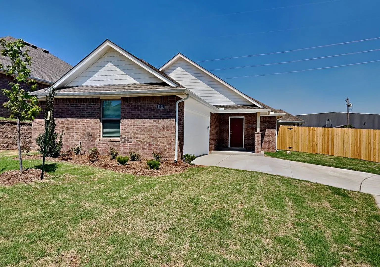 Very nice 2 bed 2 bath home in Edmond schools. — Photo 2