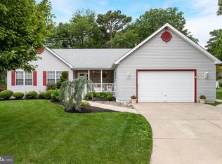 6 Mattapex Ct, Sicklerville, NJ