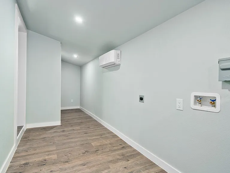 248 Post Oak Ln — Photo 24