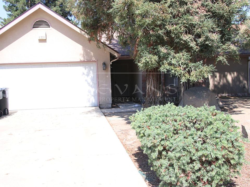 1st image of 205 S Atwood Ct