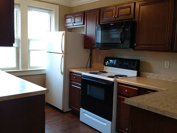 4th image of 5200 Brightwood Rd #215