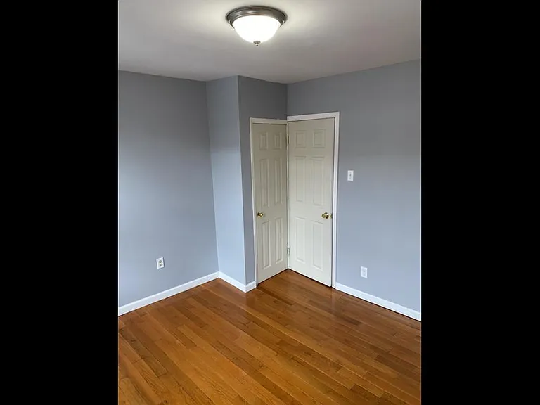 831 Winton St — Photo 16