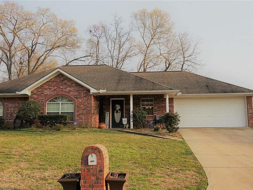 1st image of 304 Shadow Wood Dr