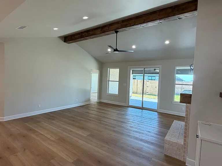 7802 Enderby Ln — Photo 20