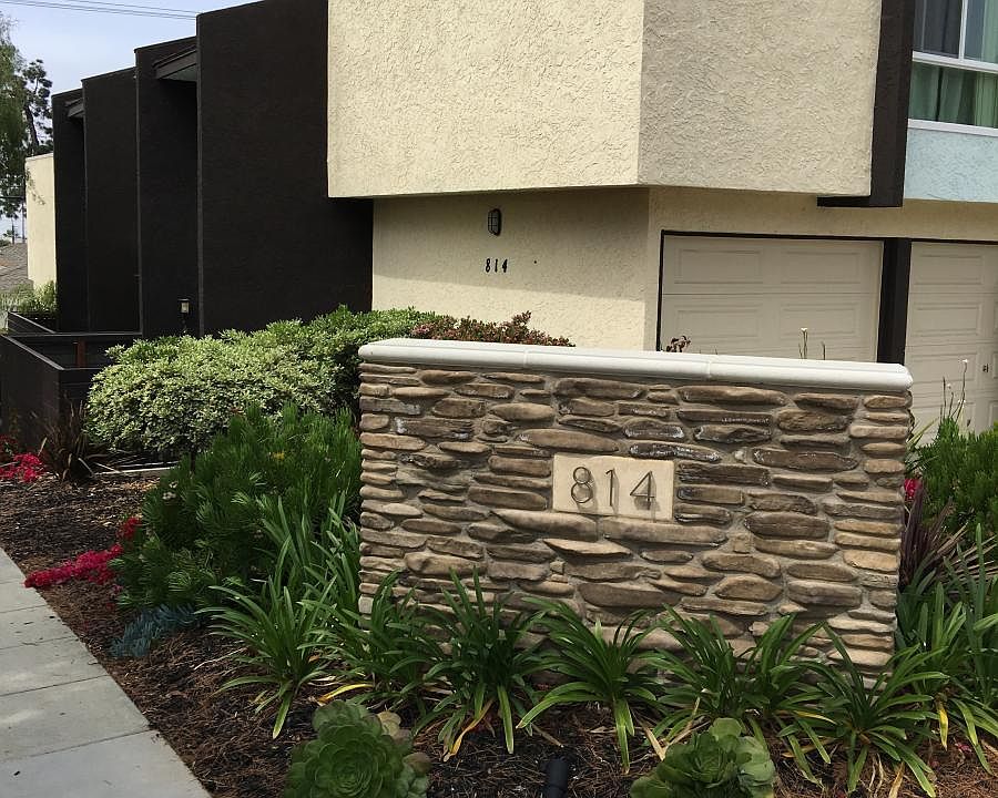 Front of Apartment, Corner of Missouri and Clementine