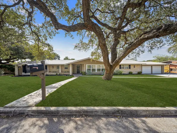 318 LAKERIDGE DR, San Antonio, TX 78229