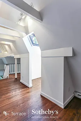 Rented by Terrace Sotheby's International Realty | media 18