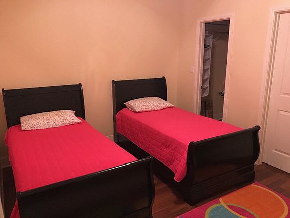 5th image of 1412 E Keeton Ave #20