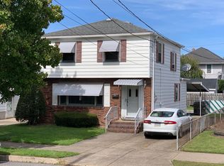 51 Crisman St, Forty Fort, PA 18704