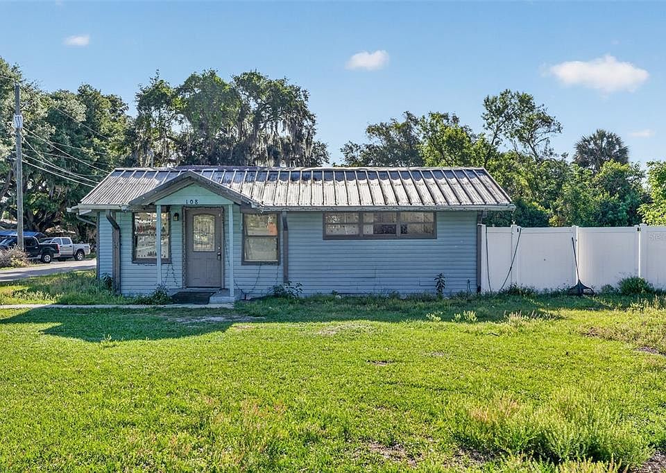 1st image of 108 EARL AVENUE