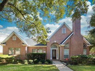 4102 Magnolia Ln, Sugar Land, TX 77478