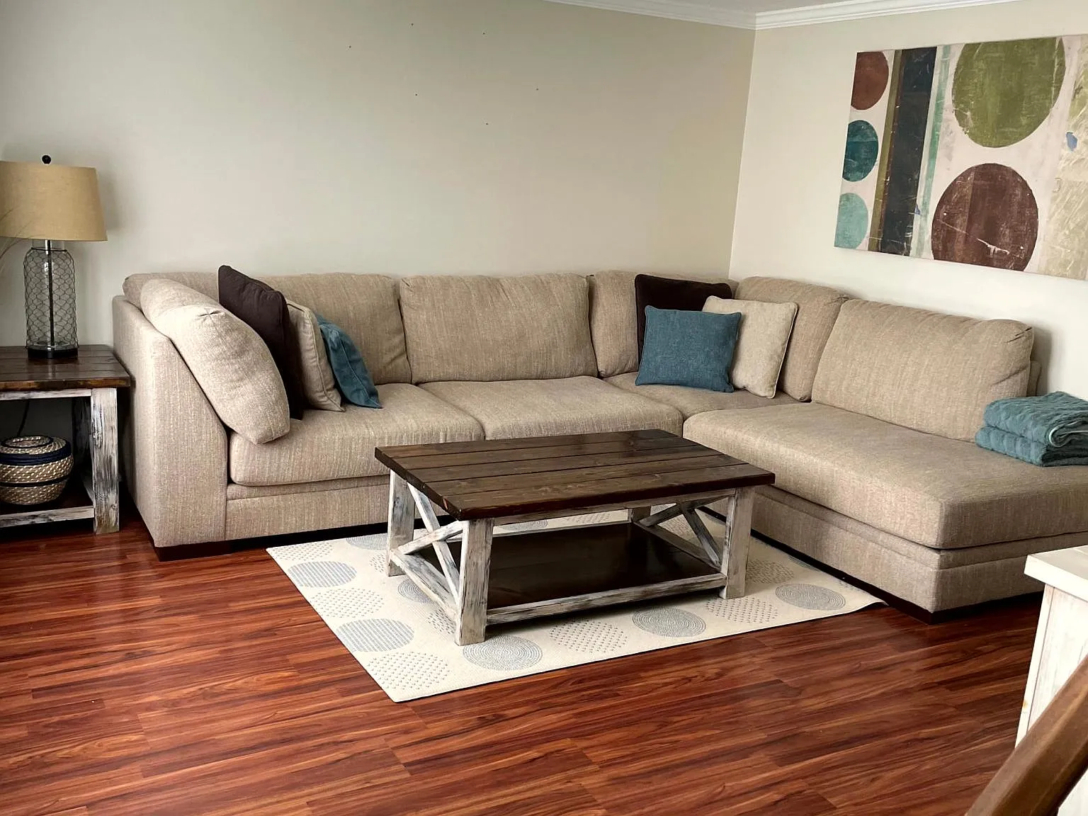 2 bed, 1044 sqft, $1,550 — Photo 2