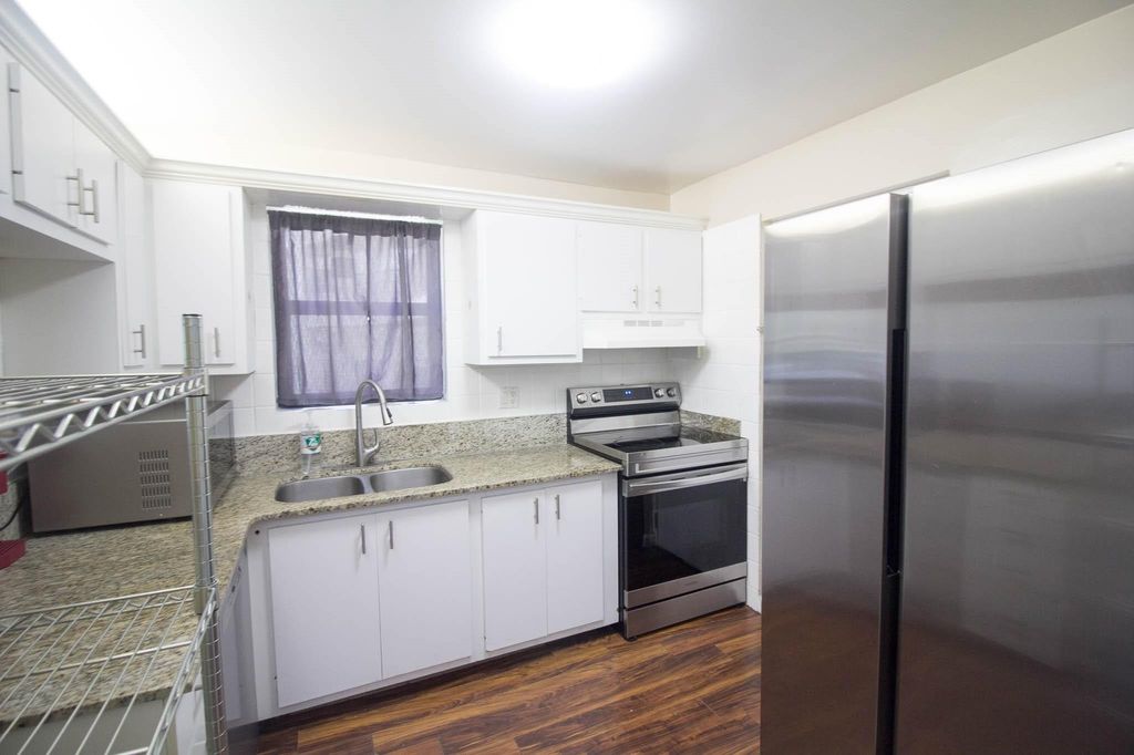 2316 S Cypress Bend Drive #218, photo 6