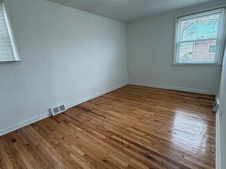 2135 Oakmont St — Photo 5