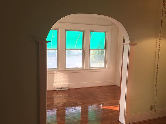 2nd image of 5 Hazelwood Ave