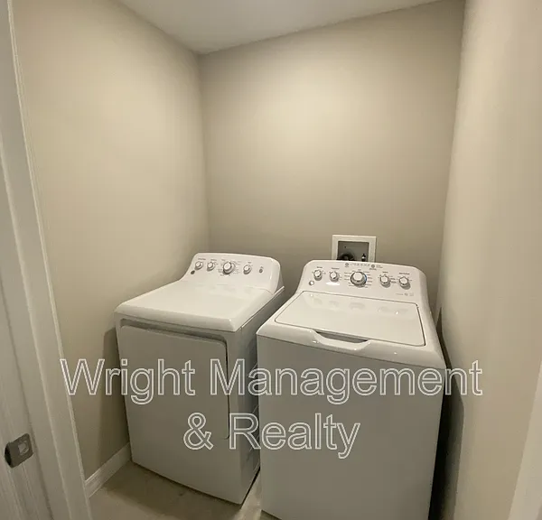 11736 Dumaine Valley Rd — Photo 22