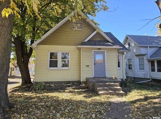 2216 N Sturdevant St, Davenport, IA 52804