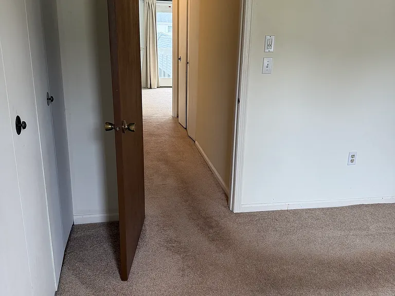 93 Park Ave #403 — Photo 28