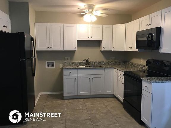 4th image of 11403 Manchester Ave