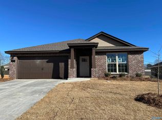 177 River Pointe Dr, New Market, AL 35761