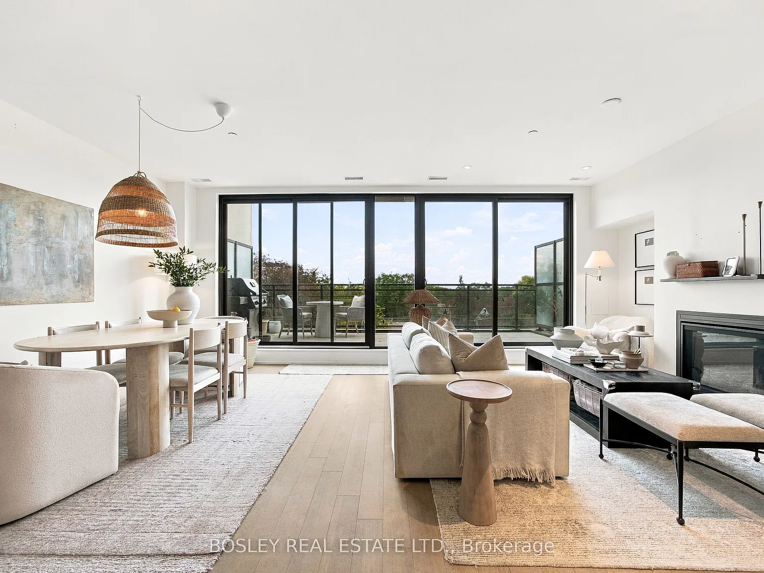 Beech House Condos — Photo 1