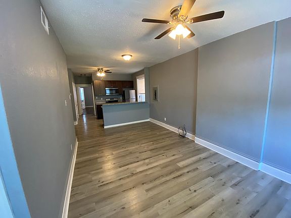 5th image of 3200 Henrietta St #2-3202-A