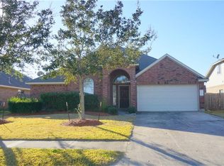 6520 Canyon Mist Ln, Dickinson, TX 77539