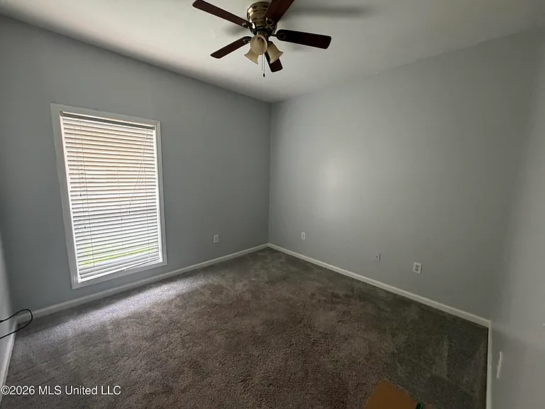 716 Hartwood Cv — Photo 16