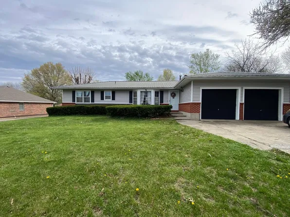 826 E Gay St, Warrensburg, MO 64093