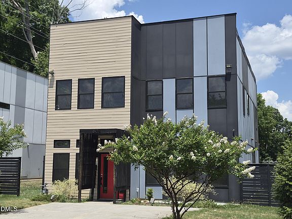 2nd image of 603 Lee St