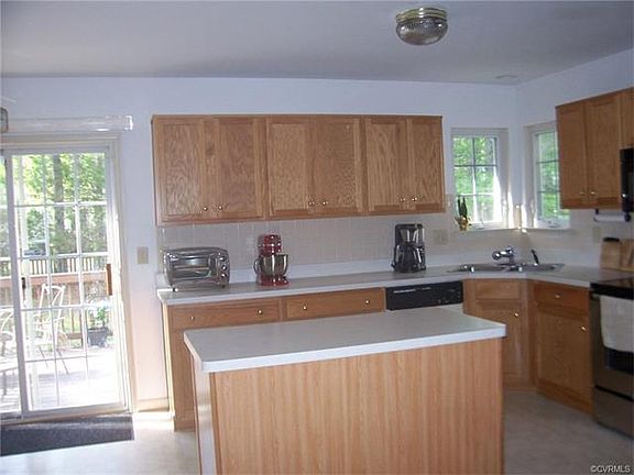 5th image of 1604 Birchview Ct