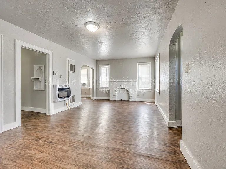 1524 SW Binkley St — Photo 3