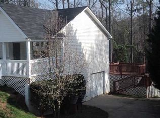 1016 Granite Ln, Loganville, GA 30052
