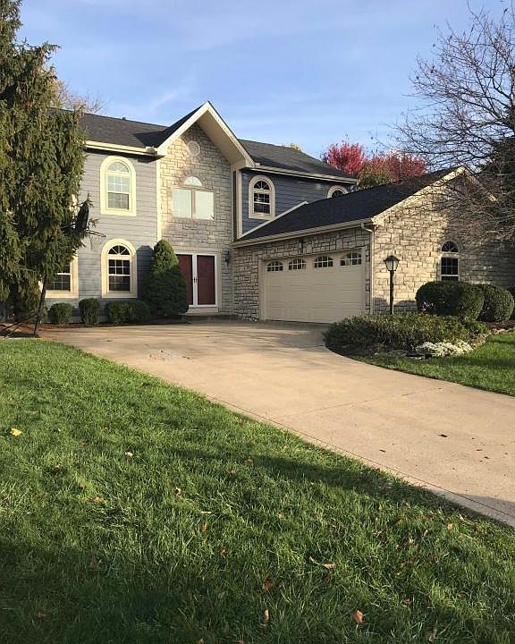 1st image of 180 Sterling Glen Dr
