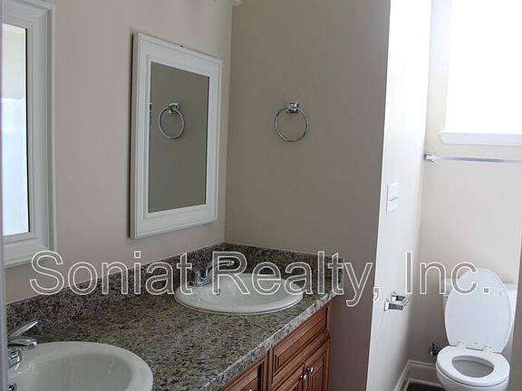5th image of 4946 Camelia St