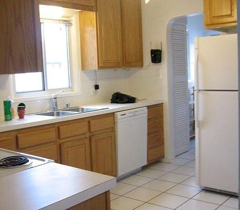 4th image of 3725 La Hacienda Pl NE