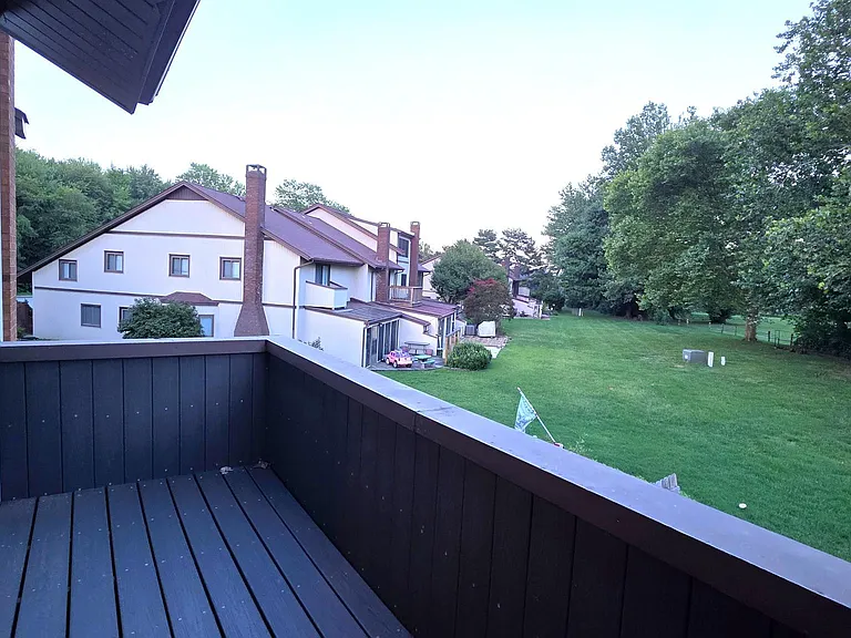 25 Village Dr — Photo 25