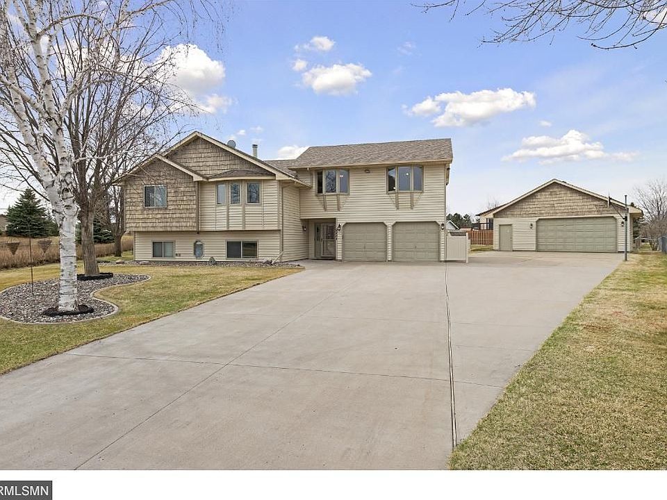 1st image of 9721 Russell Cir N