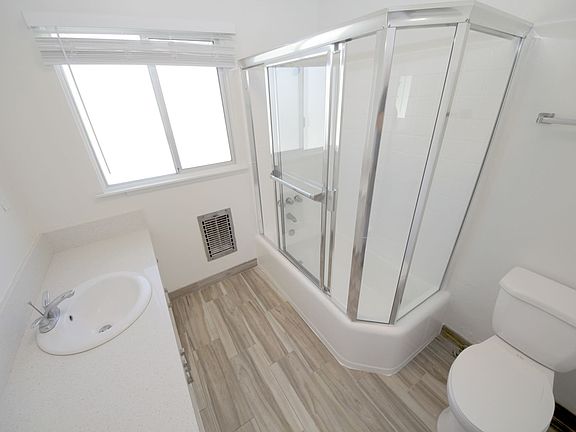 5th image of 7021-7089 W Manchester Ave #7087