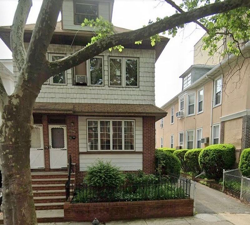 2nd image of 1666 W 9th St