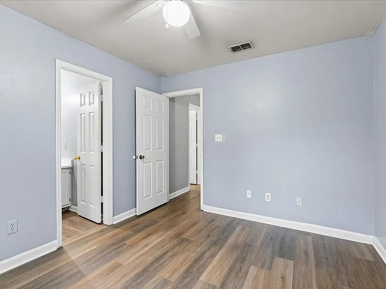 1350 Ocala Rd #C — Photo 22