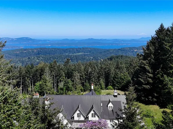 377 Seymour Hts, Saltspring Island, BC V8K 2B6