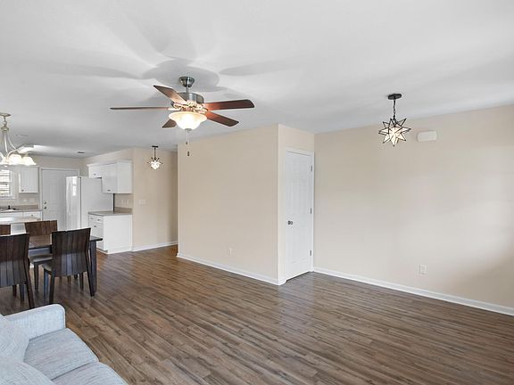 3rd image of 6100 Village West Ln