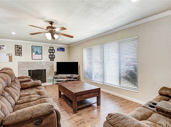 4th image of 5644 Stanton Ave