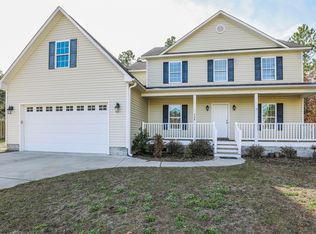 208 Everett Dr, Sneads Ferry, NC 28460