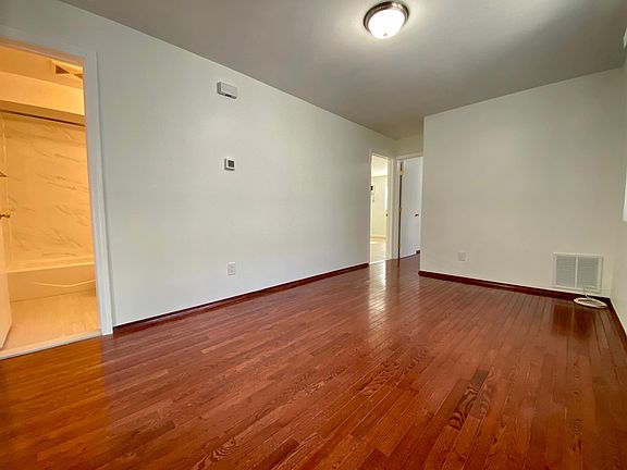 2nd image of 456 Klondike Ave #B