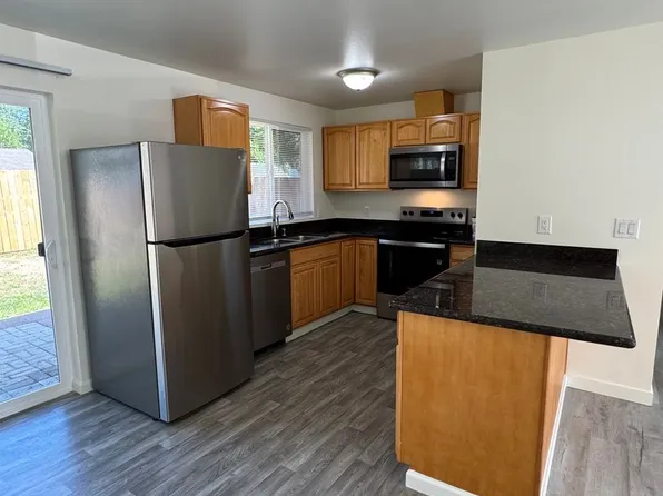 18863 SE 269th St, Kent, WA 98042